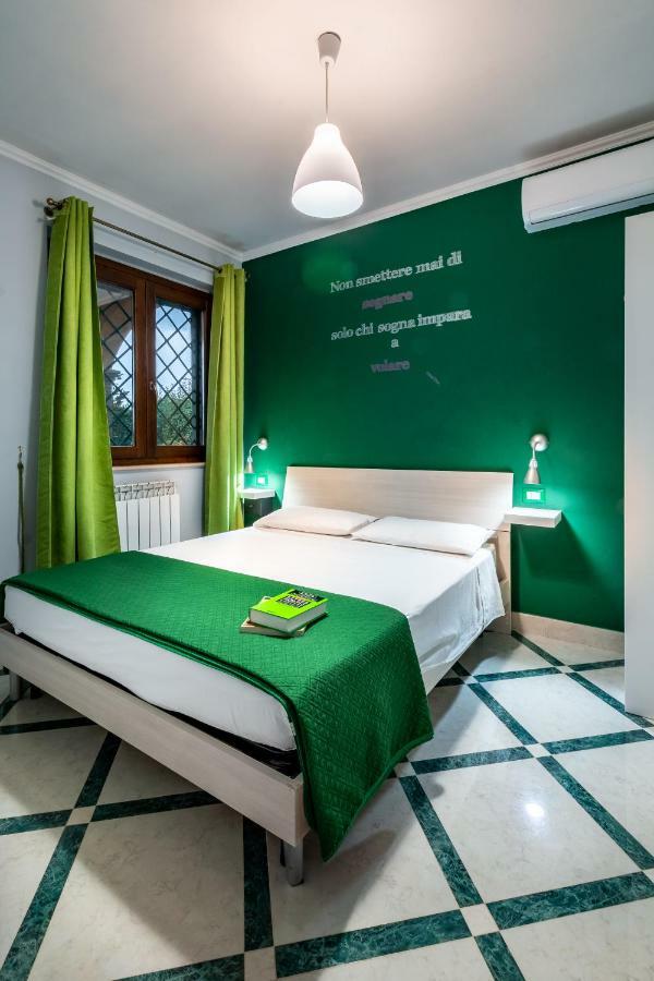 Il Bacio E La Nocciola Bed & Breakfast Labico Bagian luar foto